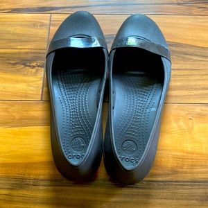 Crocs brown flat shoes